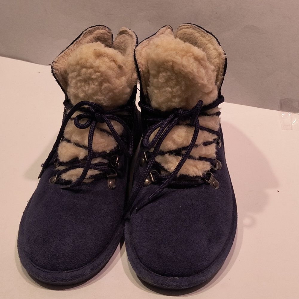 Bear Claw Lined Boots Women's